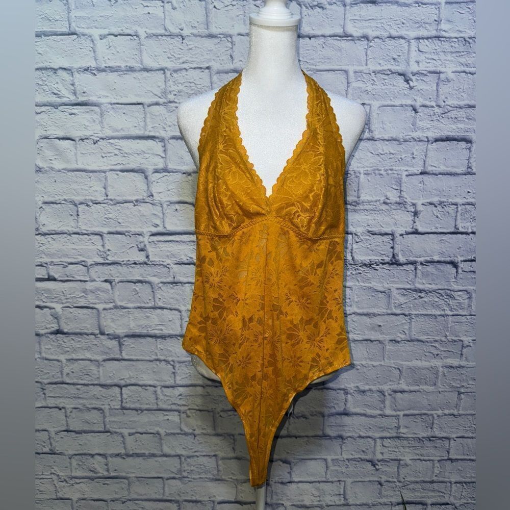 Nwt Victoria’s Secret golden yellow lace bodysuit size L